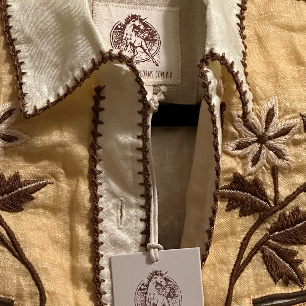 NWT Chasing Unicorns Take Me Home Country Roads Western Blouse - Picture 8 of 8